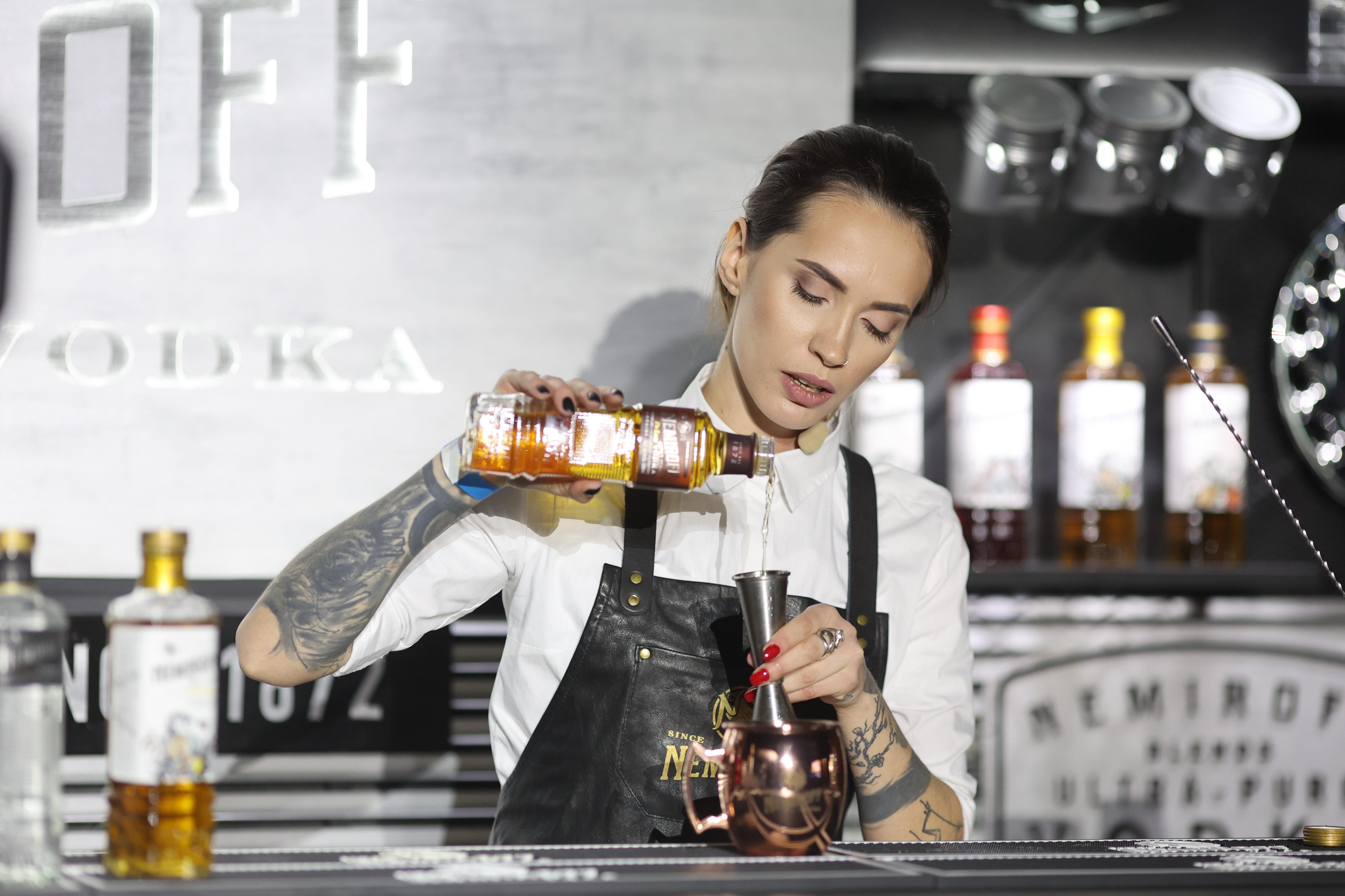 Що таке low-ABV коктейлі: тренди барної культури на шоу BAROMETER Що таке low-ABV коктейлі: тренди барної культури на шоу BAROMETER