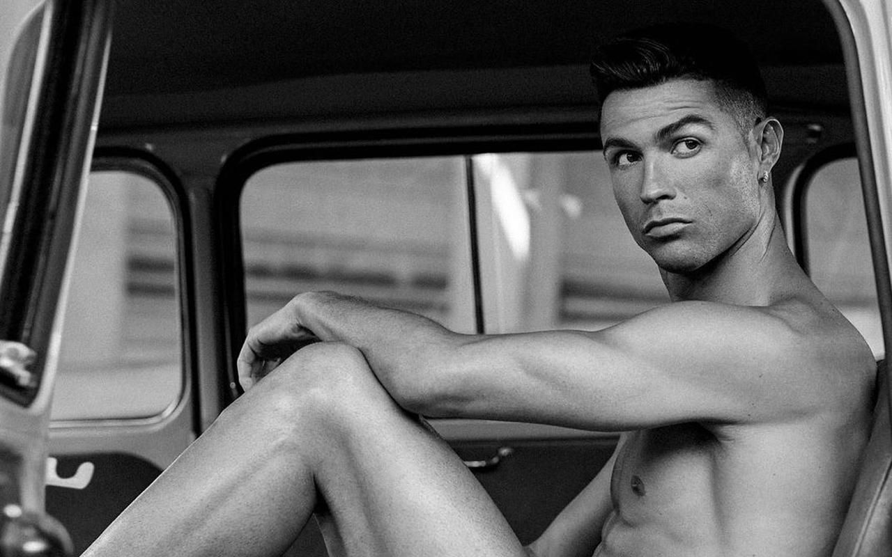 Тату Кріштіану Роналду: чому Кріштіану Роналду не робить татуювань Тату Кріштіану Роналду: чому Кріштіану Роналду не робить татуювань