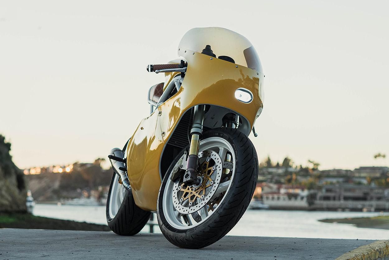 Ducati 998 превратили в стильный минималистический байк – крутые фото