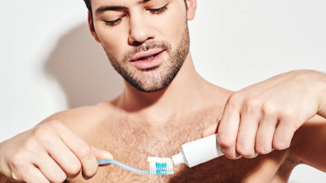 Правда ли, что зубная паста помогает от прыщей Правда ли, что зубная паста помогает от прыщей