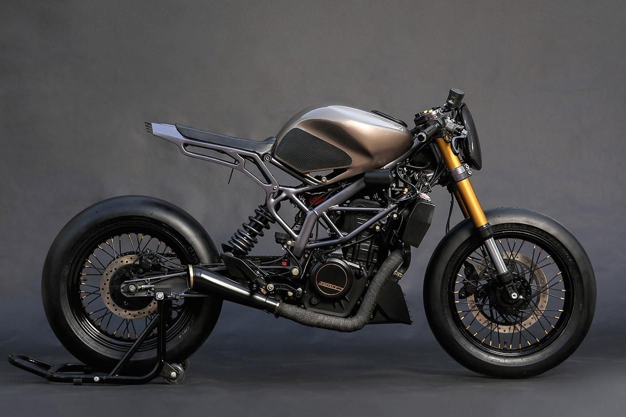 KTM 390 Duke превратили в кастомный байк – крутые фото мотоцикла KTM 390 Duke превратили в кастомный байк – крутые фото мотоцикла