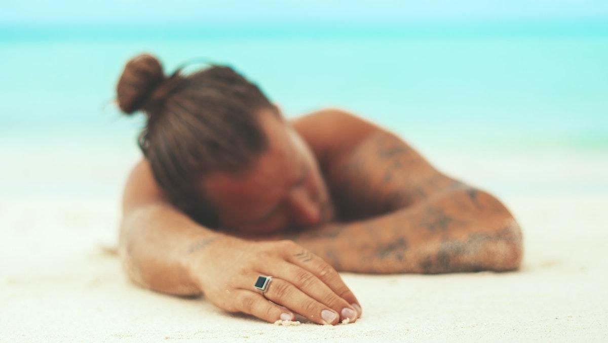 Чому чоловікові корисно спати вдень: 5 переконливих причин Чому чоловікові корисно спати вдень: 5 переконливих причин