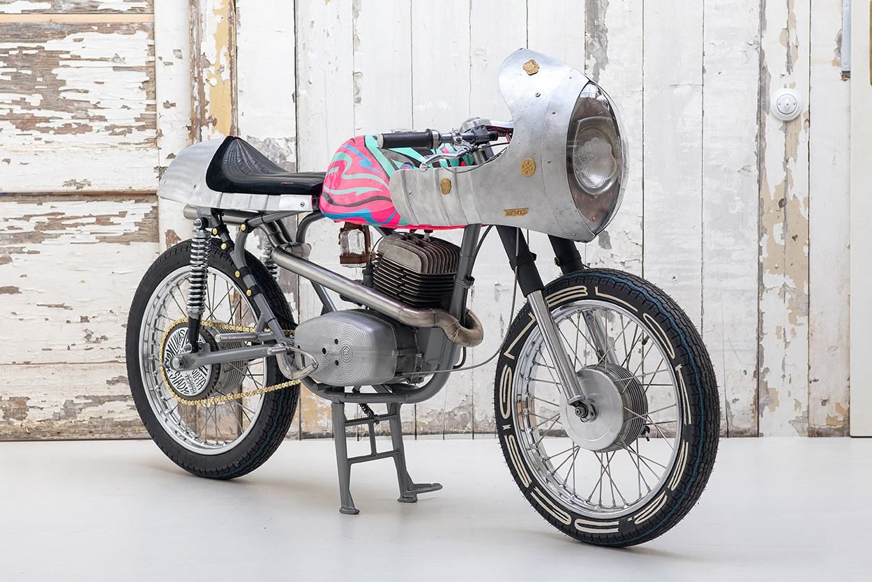 Чехи сделали кастомный байк с CZ 175 – крутые фото мотоцикла