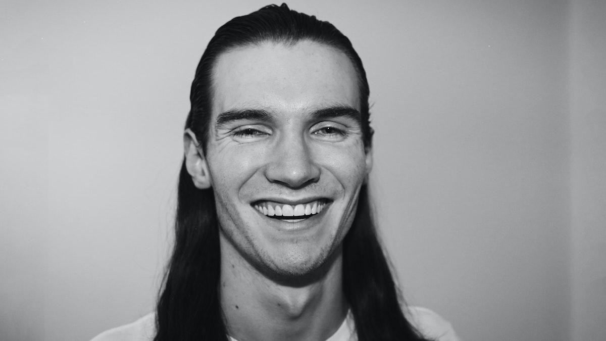 Кадык – для чего нужен мужчинам этот выступ на шее Кадык – для чего нужен мужчинам этот выступ на шее