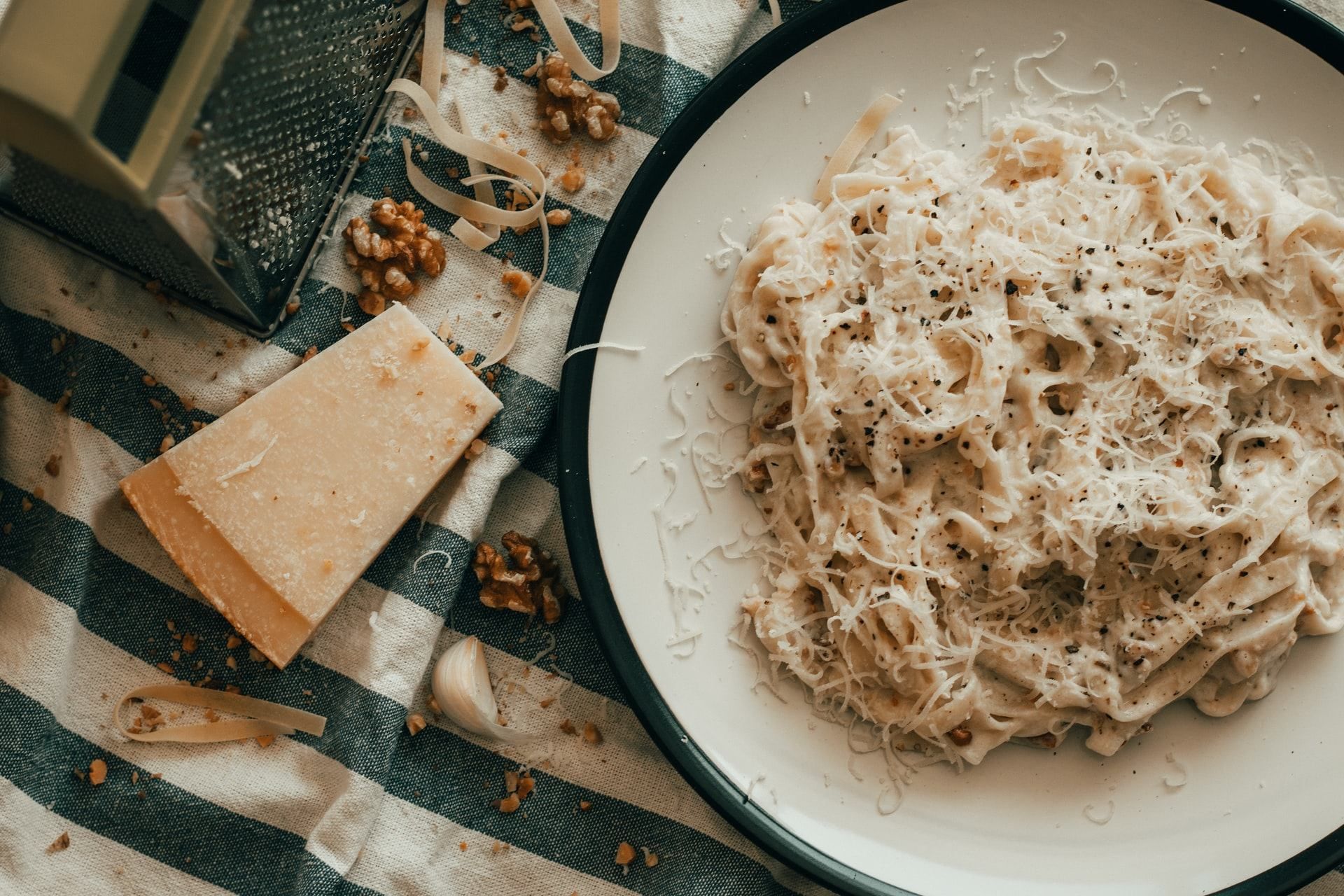 Як приготувати макарони – 4 прості та смачні рецепти для чоловіків