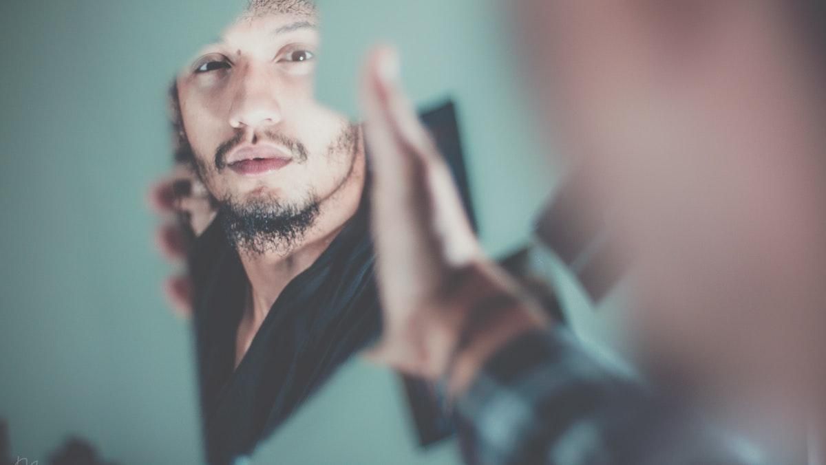 Автомобиль или бинокль: психологический фототест с сильным содержанием Автомобиль или бинокль: психологический фототест с сильным содержанием