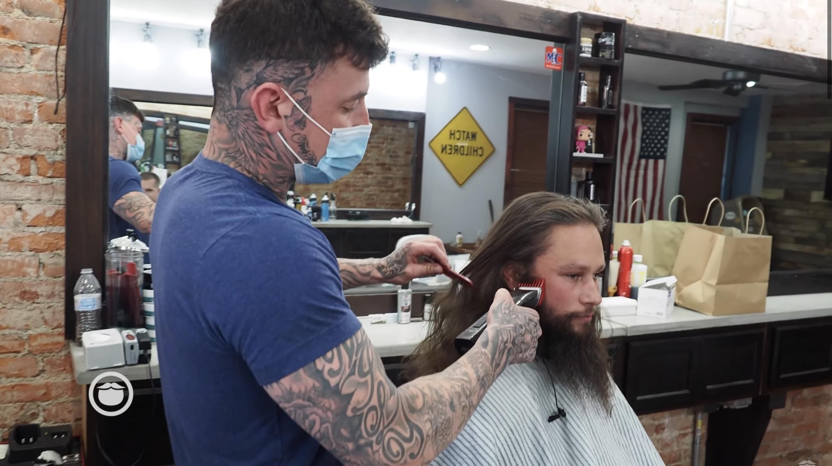 Чоловік постригся вперше за 5 років: дивися, як він змінився Чоловік постригся вперше за 5 років: дивися, як він змінився