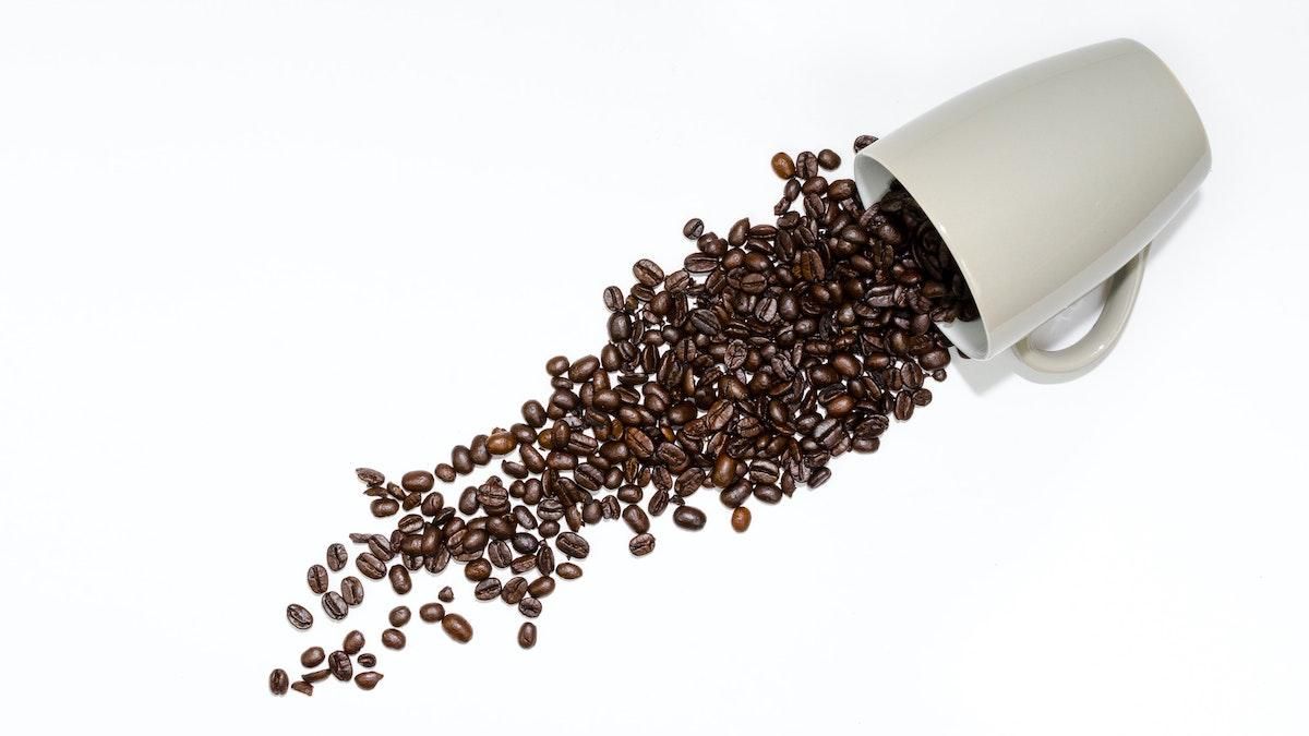 Как держать чашку кофе, чтоб он не пролился: гениальное открытие
