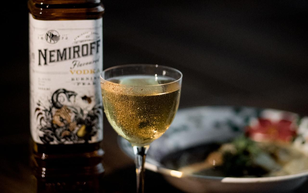 Покроковий рецепт алкогольного коктейлю Burning Breakfest Покроковий рецепт алкогольного коктейлю Burning Breakfest