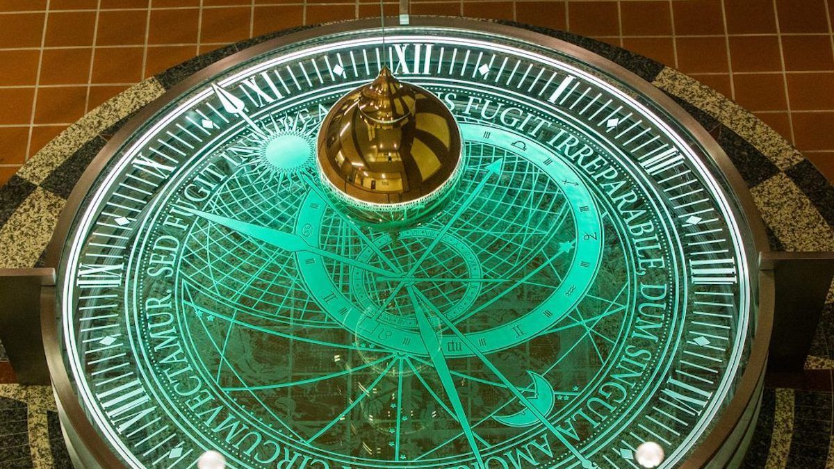 Що таке маятник Фуко і при чому тут рух Землі у космосі Що таке маятник Фуко і при чому тут рух Землі у космосі