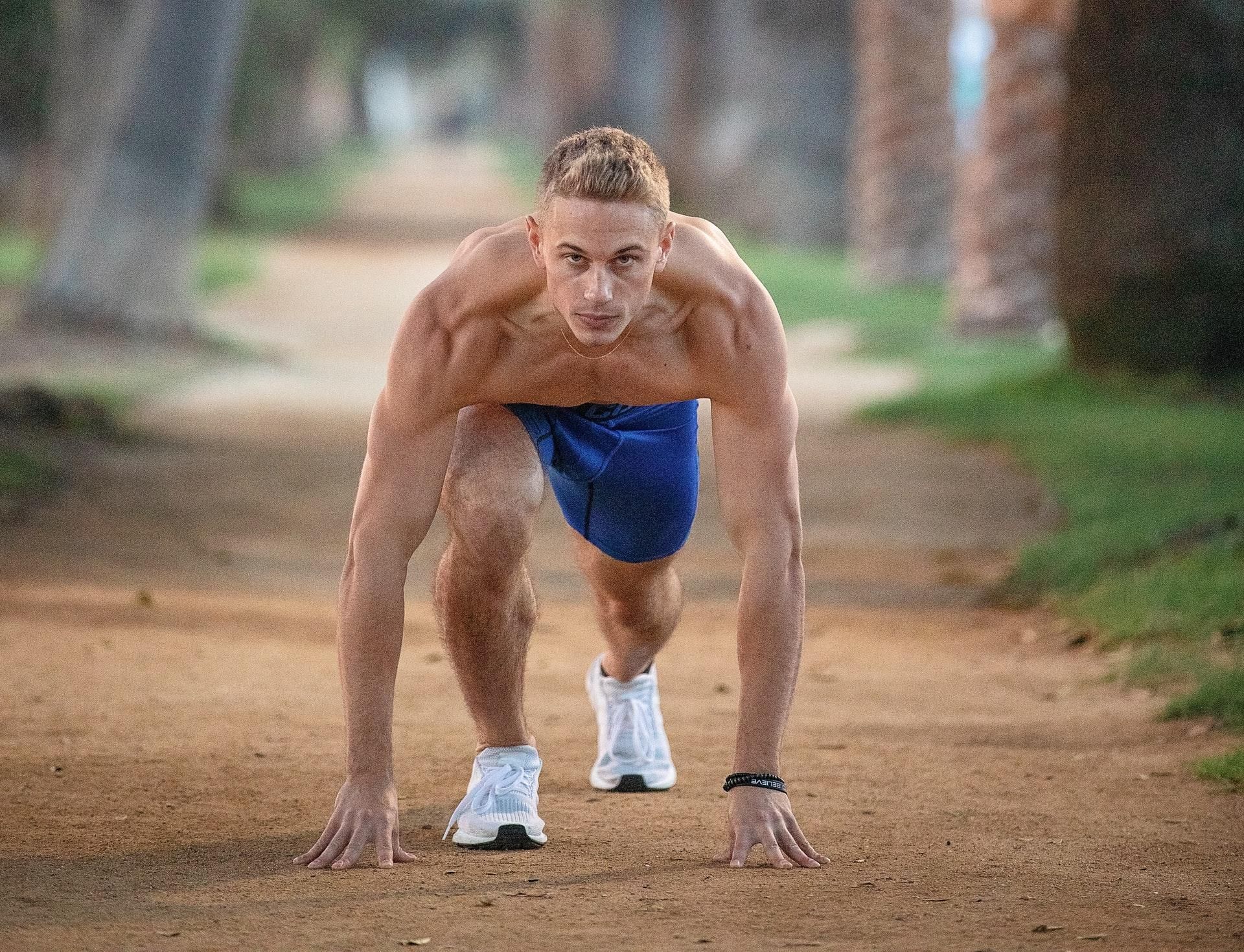 Тренер Пол Склар показал, как эффективно и быстро нарастить икроножные мышцы - Men