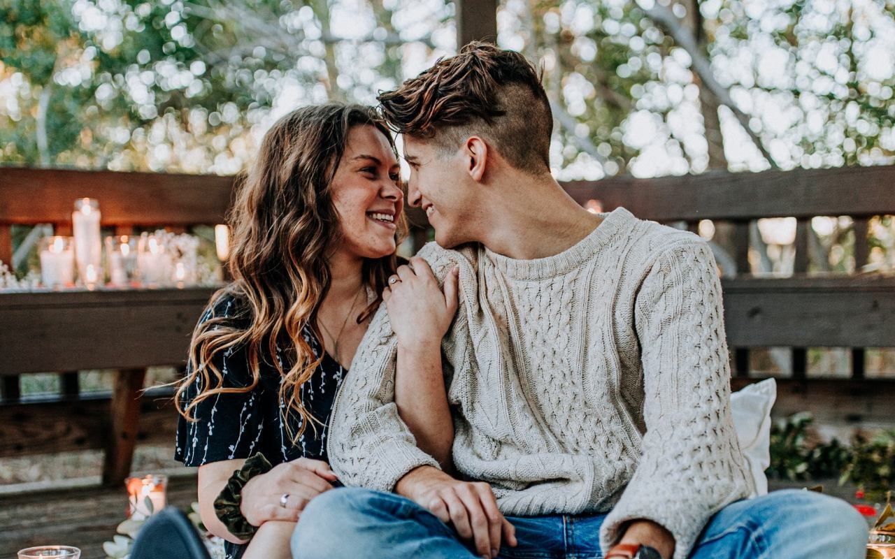 Тягне до неї, наче магнітом: як виявити, що вона – та сама - Men Тягне до неї, наче магнітом: як виявити, що вона – та сама - Men