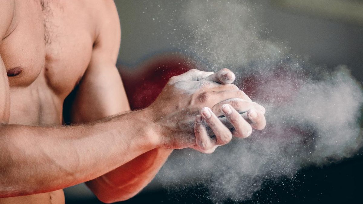 Без походів до спортзалу: як швидко й ефективно накачати м'язи плечей - Men