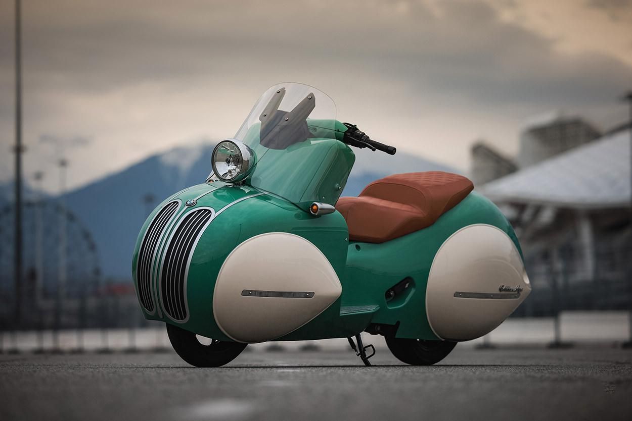 Сучасний скутер BMW C400 X перетворили на стильний ретробайк - Men Сучасний скутер BMW C400 X перетворили на стильний ретробайк - Men