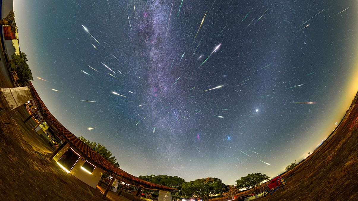 Чумацький Шлях і метеорний потік Персеїд – вражаюче фото нічного неба - Men
